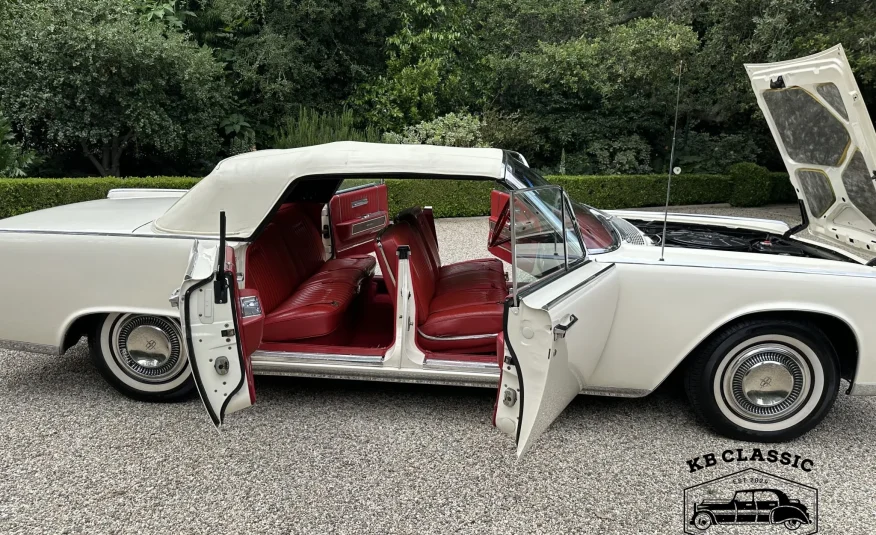 Lincoln Continental Convertible 1964