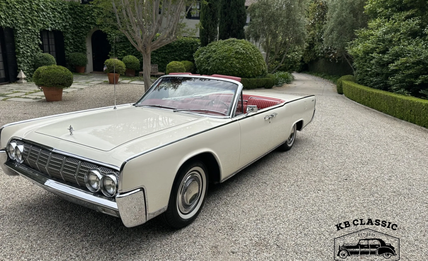 Lincoln Continental Convertible 1964