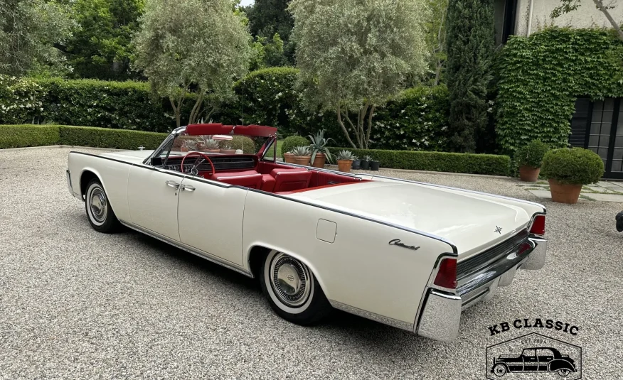 Lincoln Continental Convertible 1964