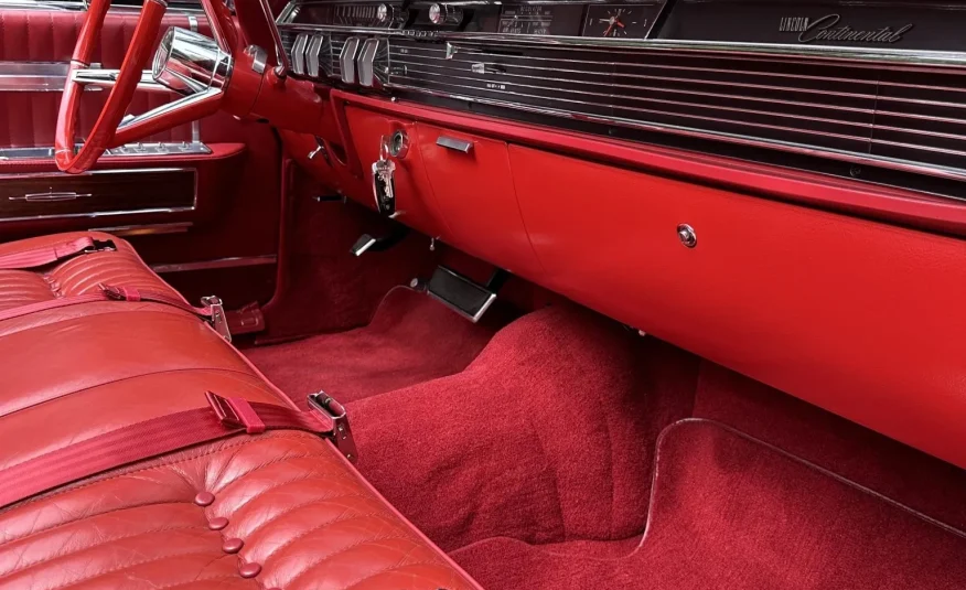 Lincoln Continental Convertible 1964