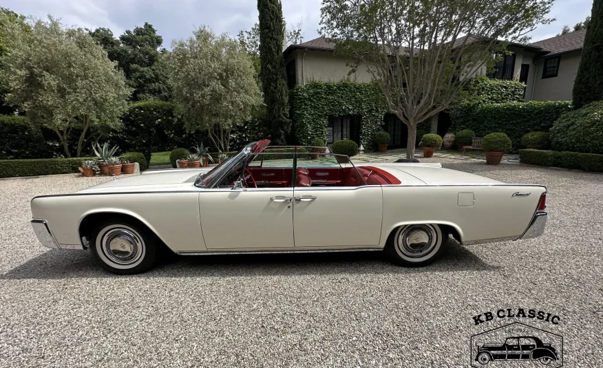 Lincoln Continental Convertible 1964