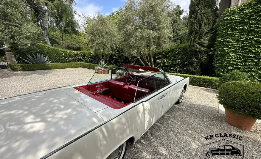Lincoln Continental Convertible 1964