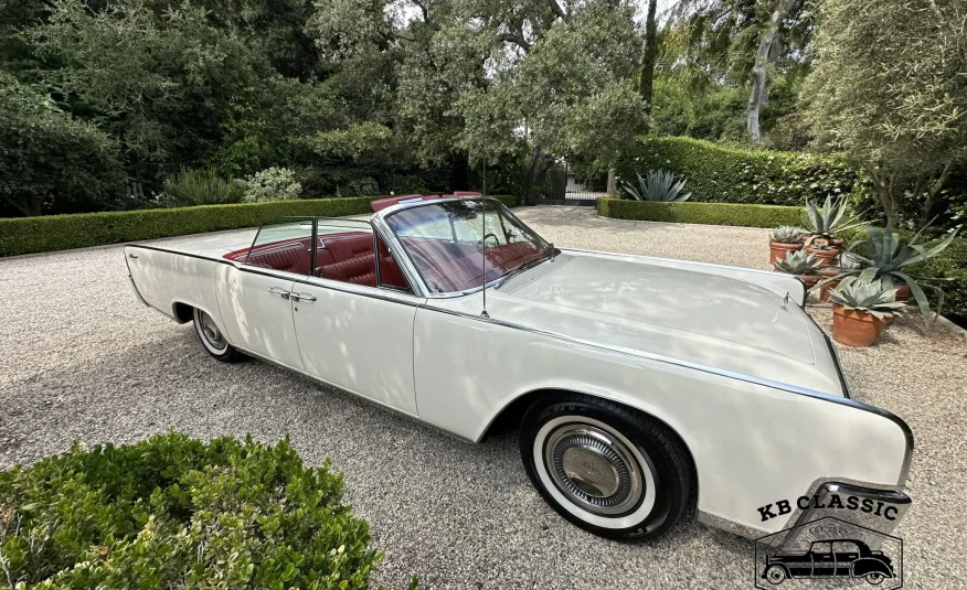 Lincoln Continental Convertible 1964