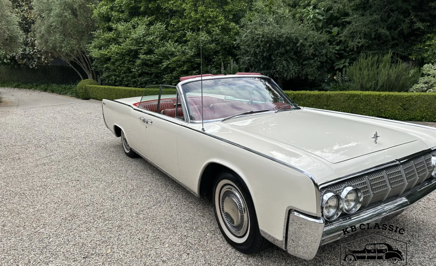 Lincoln Continental Convertible 1964
