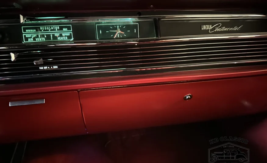 Lincoln Continental Convertible 1964