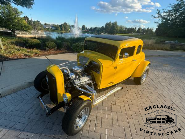 Ford 5 Window American Graffiti Hot Rod 1932